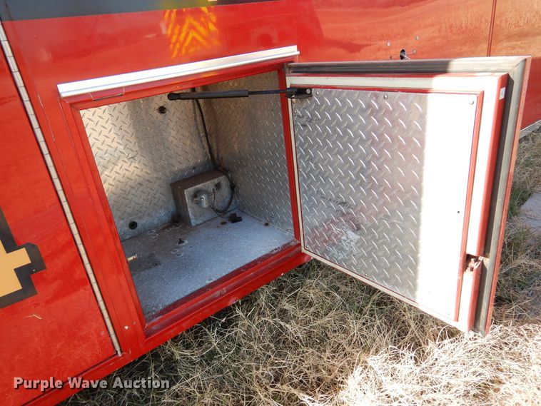 image for item JJ9815 2005 Northwestern  ambulance body