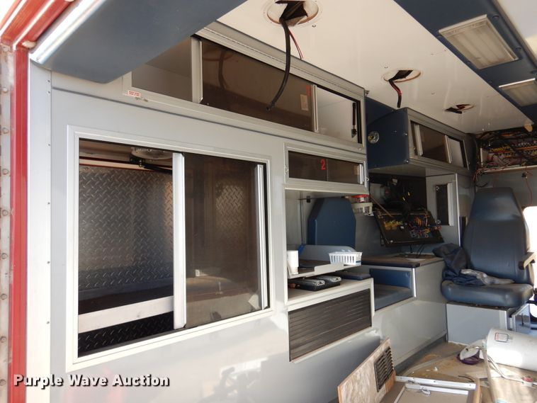 image for item JJ9815 2005 Northwestern  ambulance body