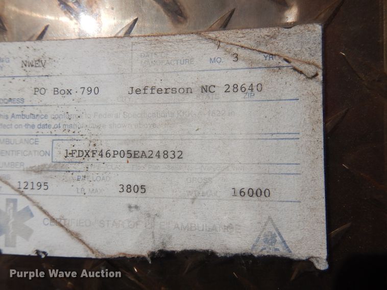 image for item JJ9815 2005 Northwestern  ambulance body