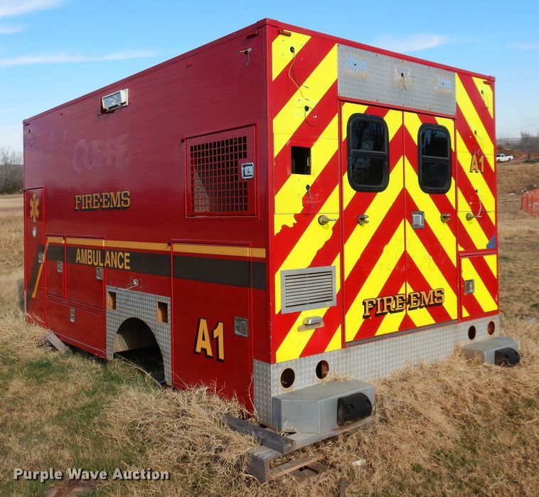 image for item JJ9816 2006 Frazier LTD  ambulance body