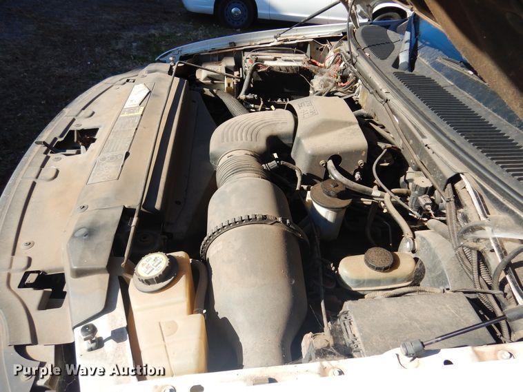 image for item JJ9817 2002 Ford F150  SuperCab pickup truck cab and chassis