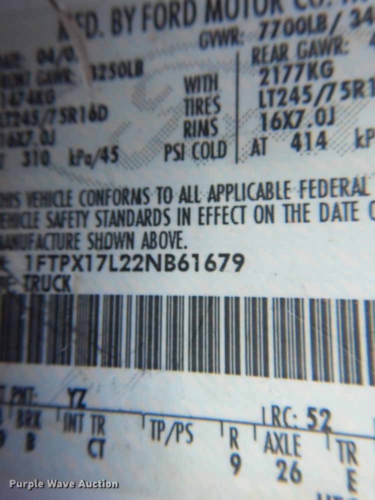 image for item JJ9817 2002 Ford F150  SuperCab pickup truck cab and chassis