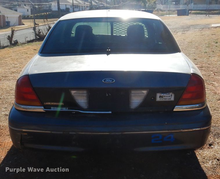 image for item JJ9818 1998 Ford Crown Victoria Police Interceptor