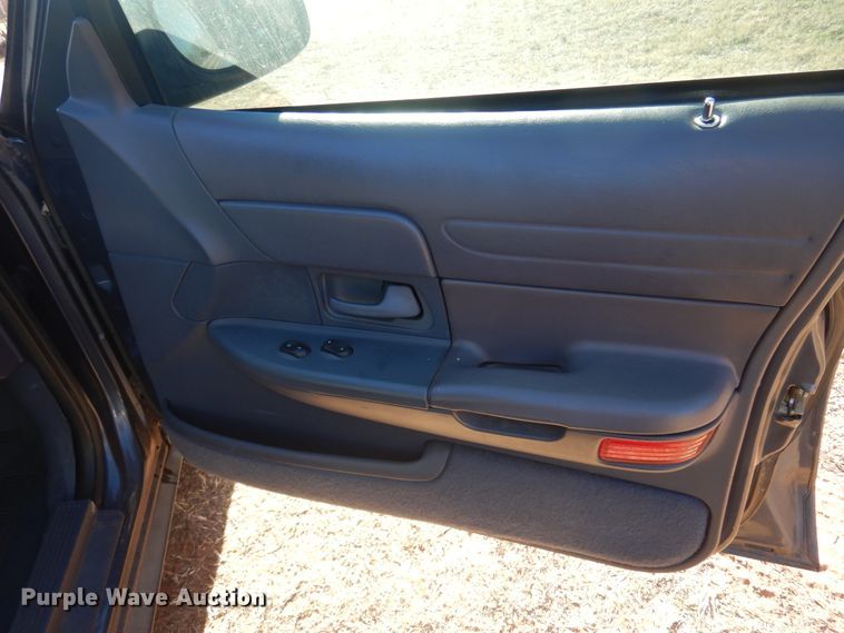 image for item JJ9818 1998 Ford Crown Victoria Police Interceptor