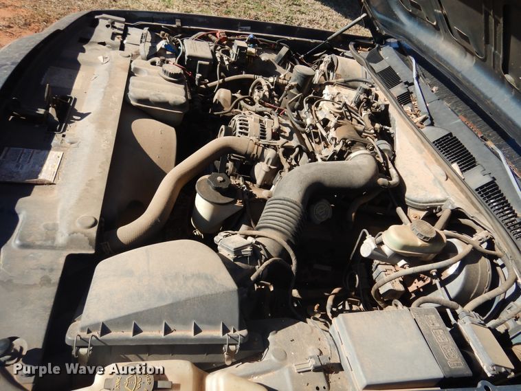 image for item JJ9818 1998 Ford Crown Victoria Police Interceptor