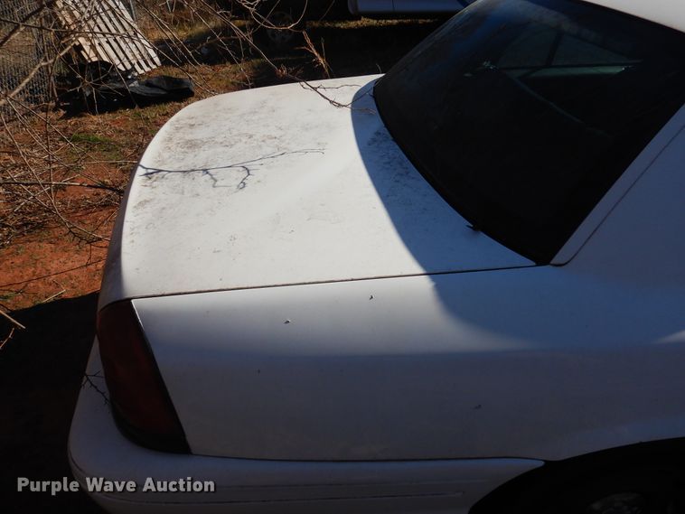 image for item JJ9819 2004 Ford Crown Victoria Police Interceptor