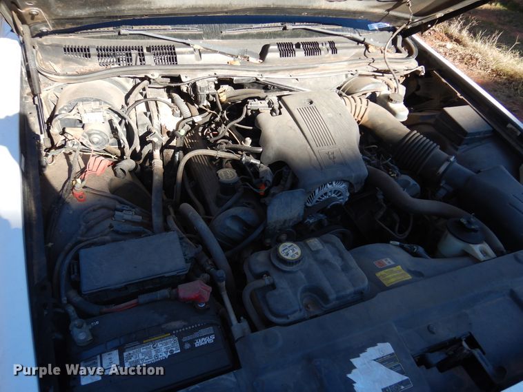 image for item JJ9819 2004 Ford Crown Victoria Police Interceptor