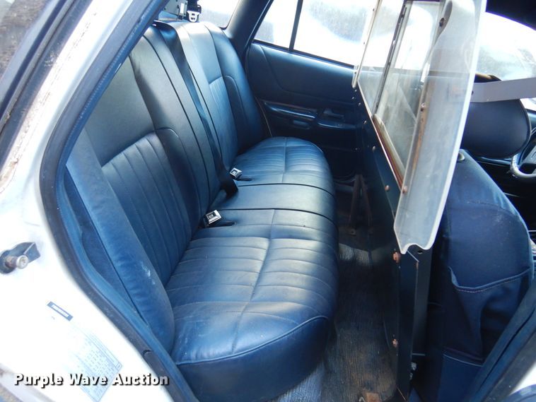 image for item JJ9823 1993 Ford Crown Victoria Police Interceptor