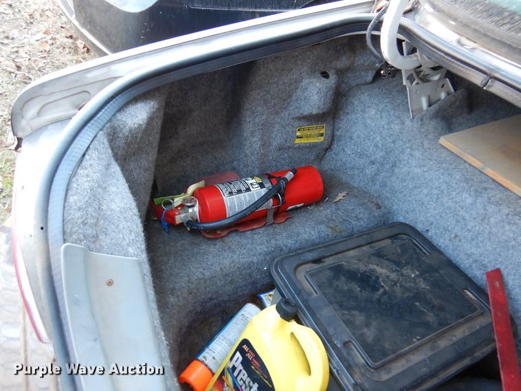 image for item JJ9823 1993 Ford Crown Victoria Police Interceptor