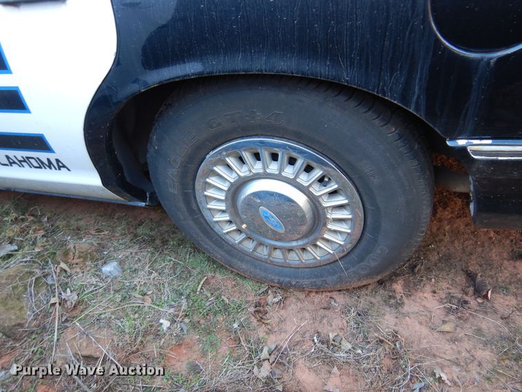 image for item JJ9823 1993 Ford Crown Victoria Police Interceptor