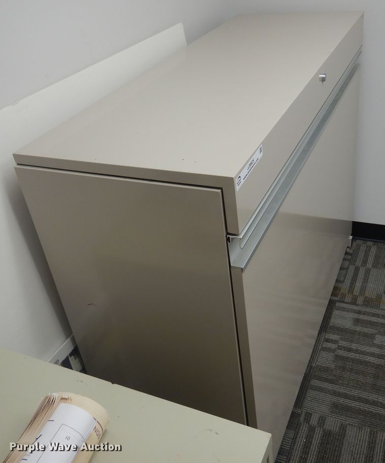 image for item JJ9825 Office supplies