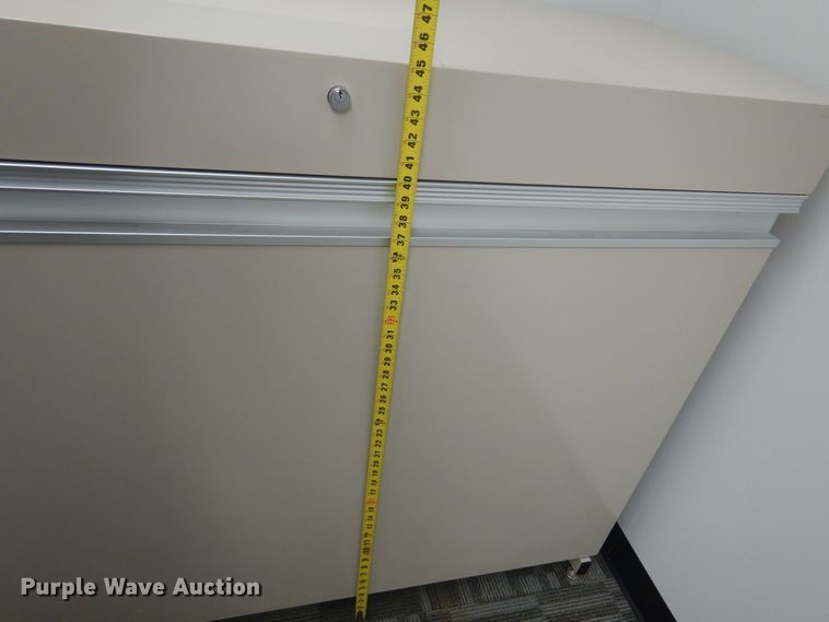 image for item JJ9825 Office supplies