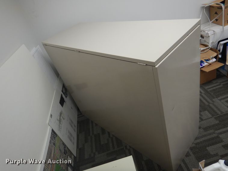 image for item JJ9825 Office supplies