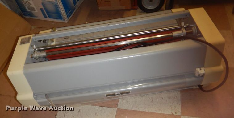 image for item JJ9825 Office supplies