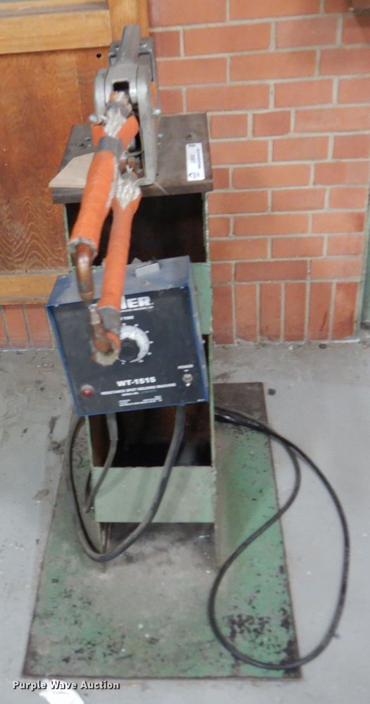 image for item JJ9834 Miller WT-1515  spot welder