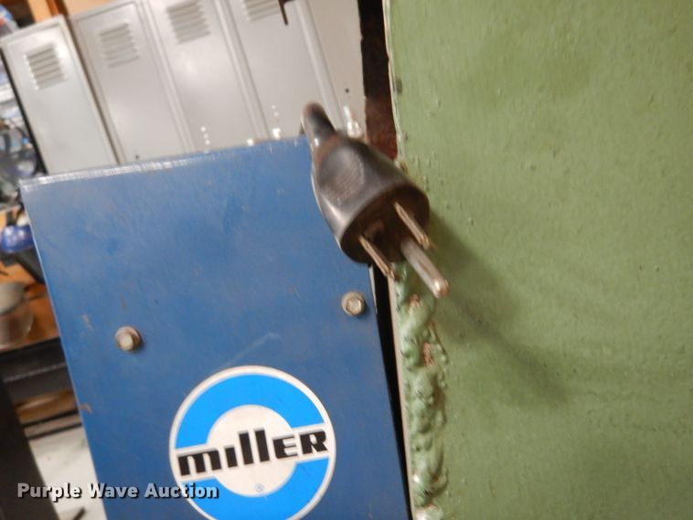 image for item JJ9834 Miller WT-1515  spot welder