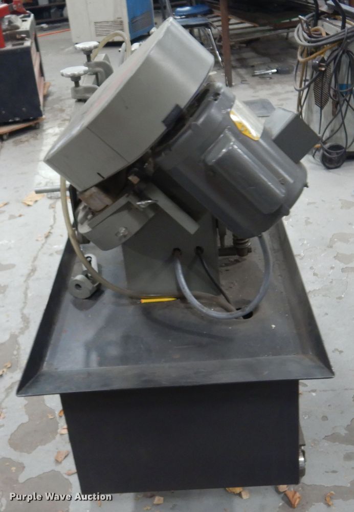 image for item JJ9836 Wellsaw 613  metal bandsaw