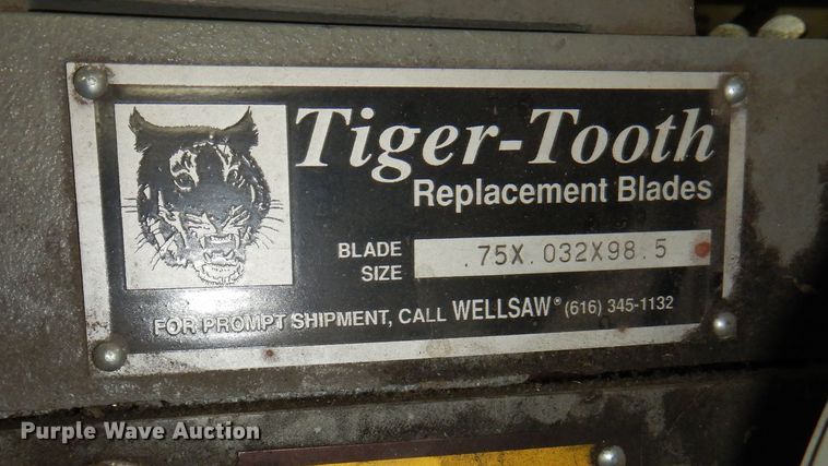 image for item JJ9836 Wellsaw 613  metal bandsaw