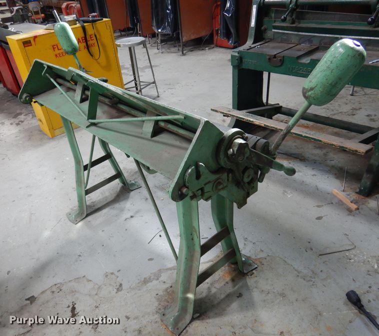 image for item JJ9839 Chicago  sheet metal brake