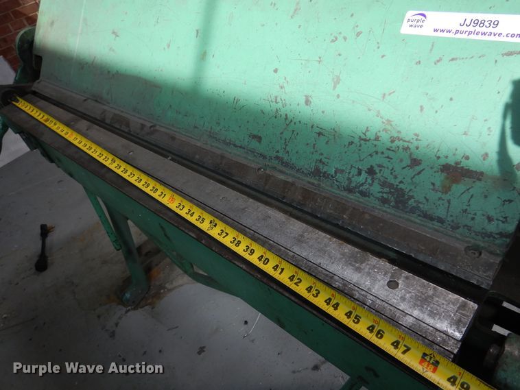 image for item JJ9839 Chicago  sheet metal brake