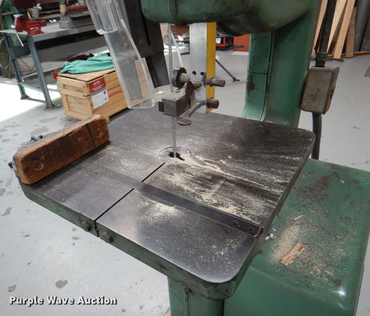 image for item JJ9841 Powermatic 143  bandsaw