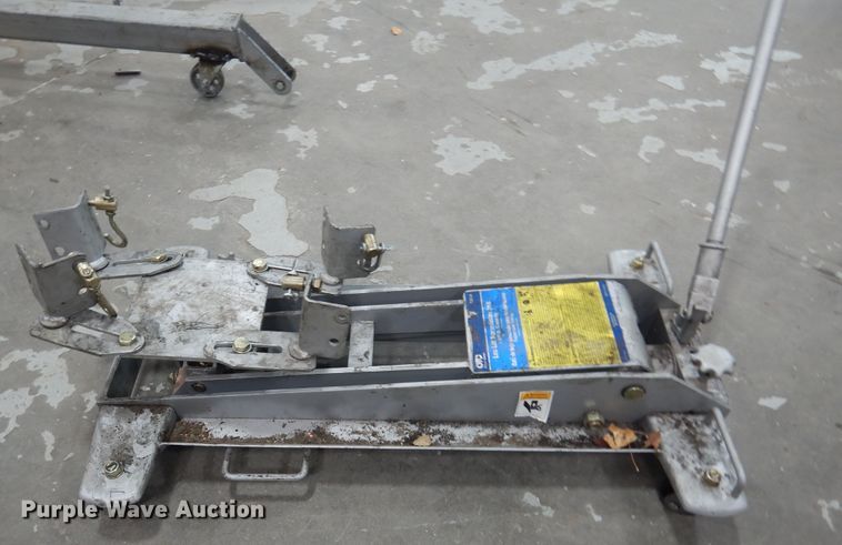 image for item JJ9843 OTC 1521A transmission jack