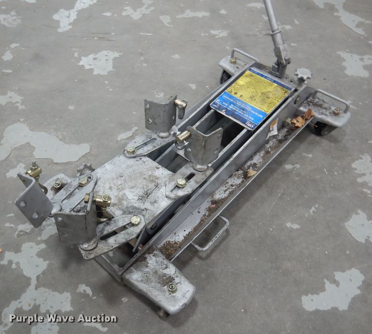 image for item JJ9843 OTC 1521A transmission jack