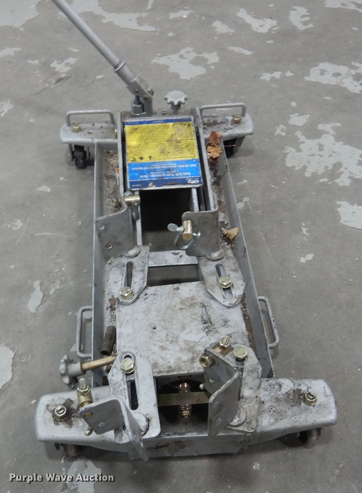 image for item JJ9843 OTC 1521A transmission jack