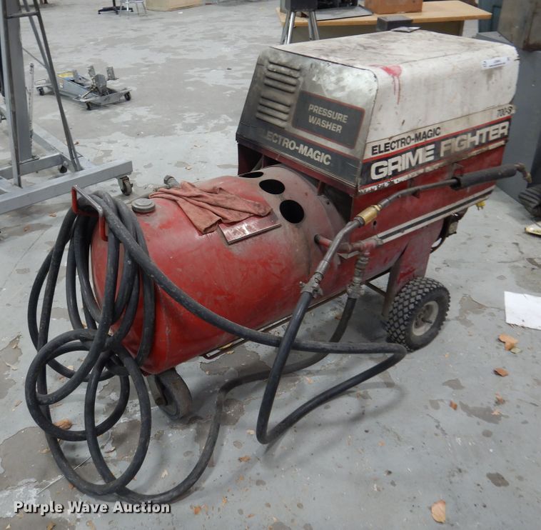 image for item JJ9844 Electro-Magic Grime Fighter 700-3  pressure washer