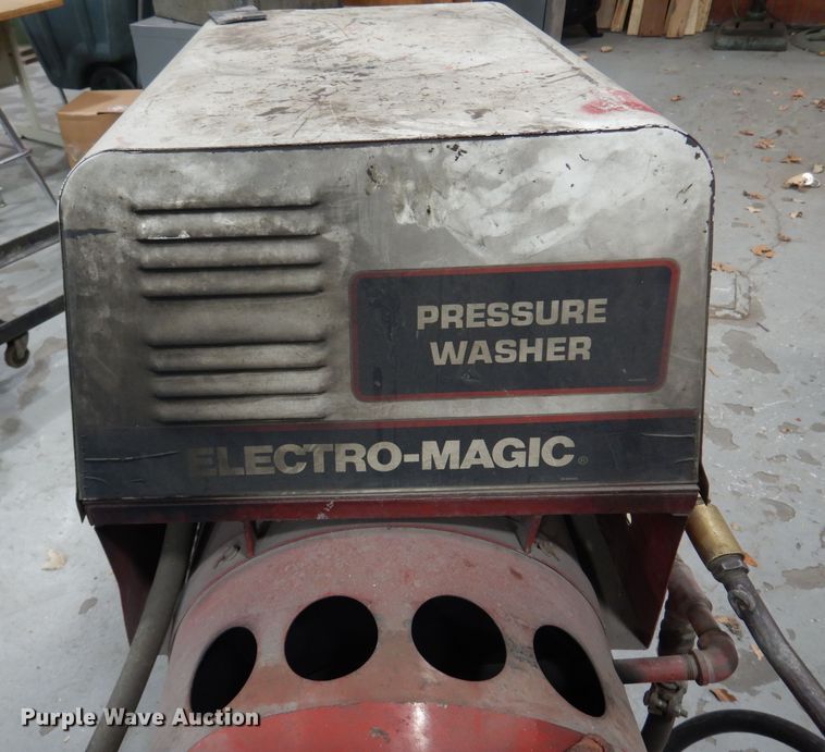 image for item JJ9844 Electro-Magic Grime Fighter 700-3  pressure washer
