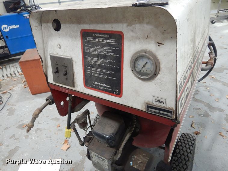 image for item JJ9844 Electro-Magic Grime Fighter 700-3  pressure washer