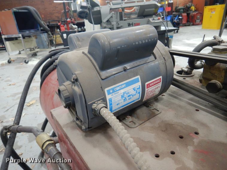 image for item JJ9844 Electro-Magic Grime Fighter 700-3  pressure washer