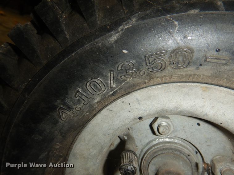 image for item JJ9844 Electro-Magic Grime Fighter 700-3  pressure washer