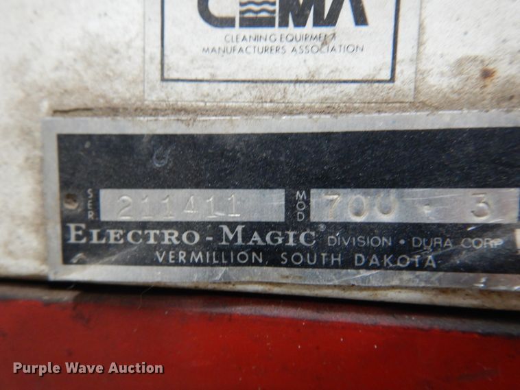 image for item JJ9844 Electro-Magic Grime Fighter 700-3  pressure washer