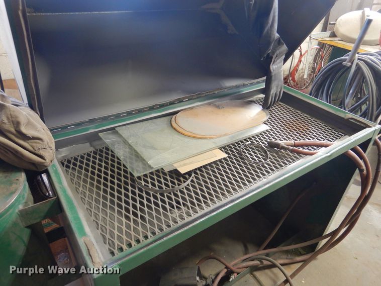 image for item JJ9846 Kansas Instruments 248 media blast cabinet