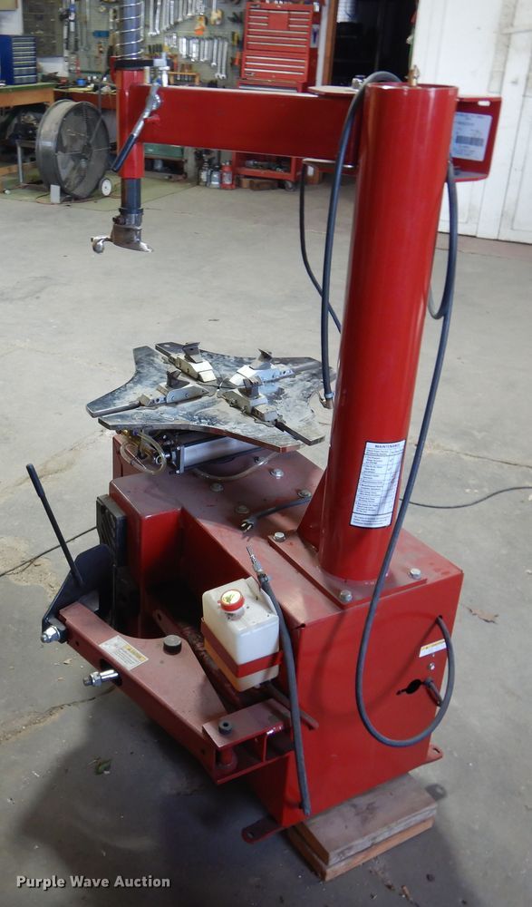 image for item JJ9847 Baseline 500 tire machine