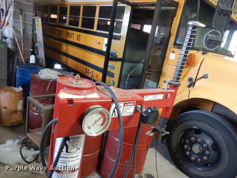 image for item JJ9847 Baseline 500 tire machine