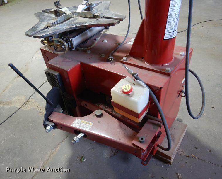 image for item JJ9847 Baseline 500 tire machine