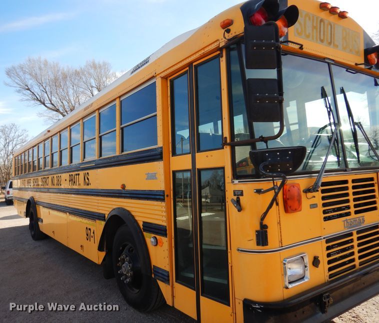 image for item JJ9848 1997 Thomas Built Saf-T-Liner MVP  school bus