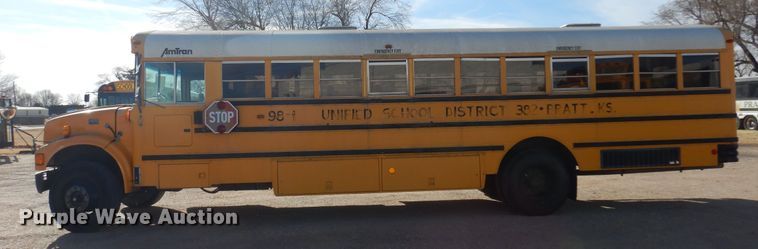 image for item JJ9849 1998 International 3800  school bus