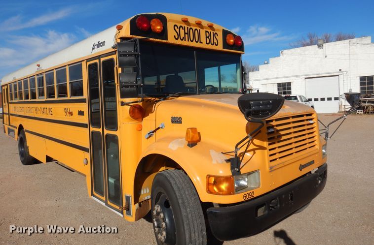 image for item JJ9849 1998 International 3800  school bus