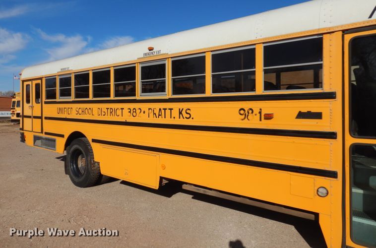 image for item JJ9849 1998 International 3800  school bus