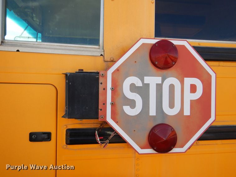 image for item JJ9849 1998 International 3800  school bus