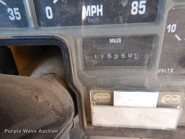 image for item JJ9849 1998 International 3800  school bus