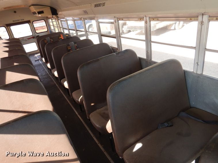 image for item JJ9849 1998 International 3800  school bus