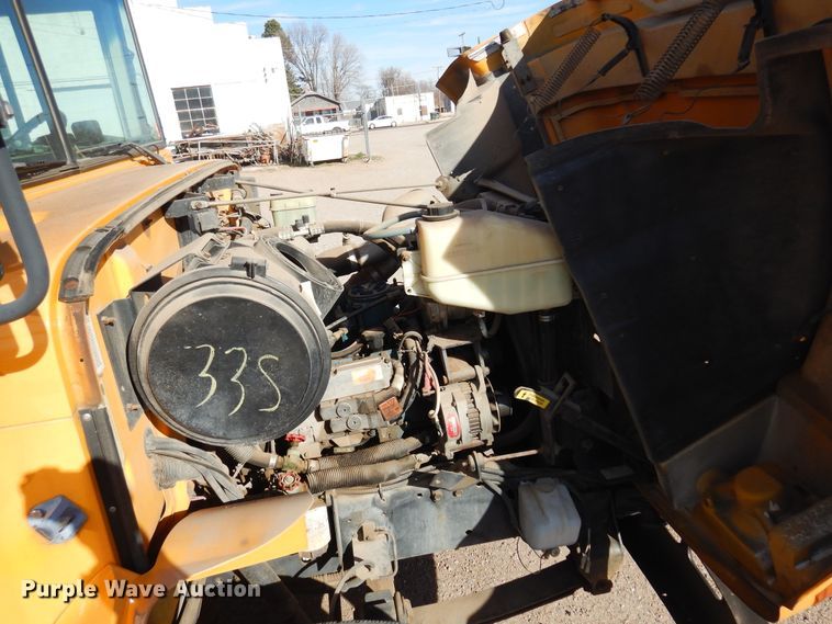 image for item JJ9849 1998 International 3800  school bus