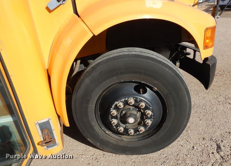 image for item JJ9849 1998 International 3800  school bus