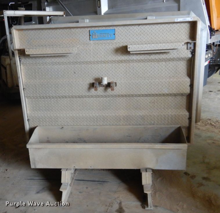 image for item JJ9855 (2) headache racks