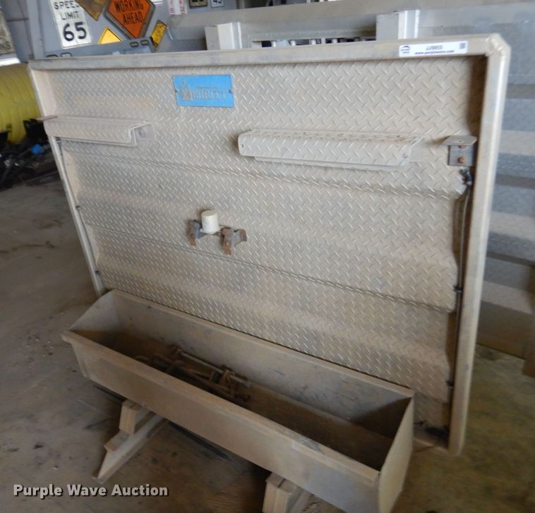 image for item JJ9855 (2) headache racks