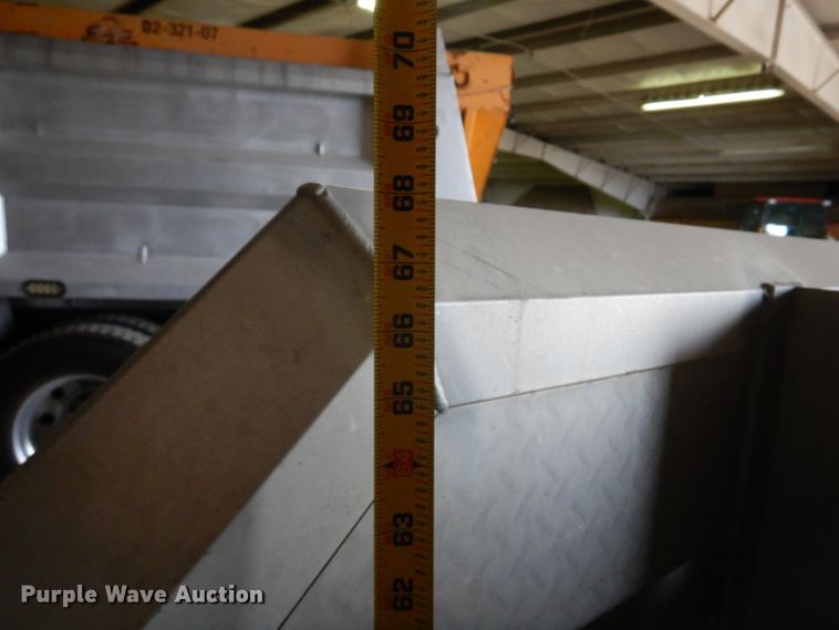 image for item JJ9855 (2) headache racks